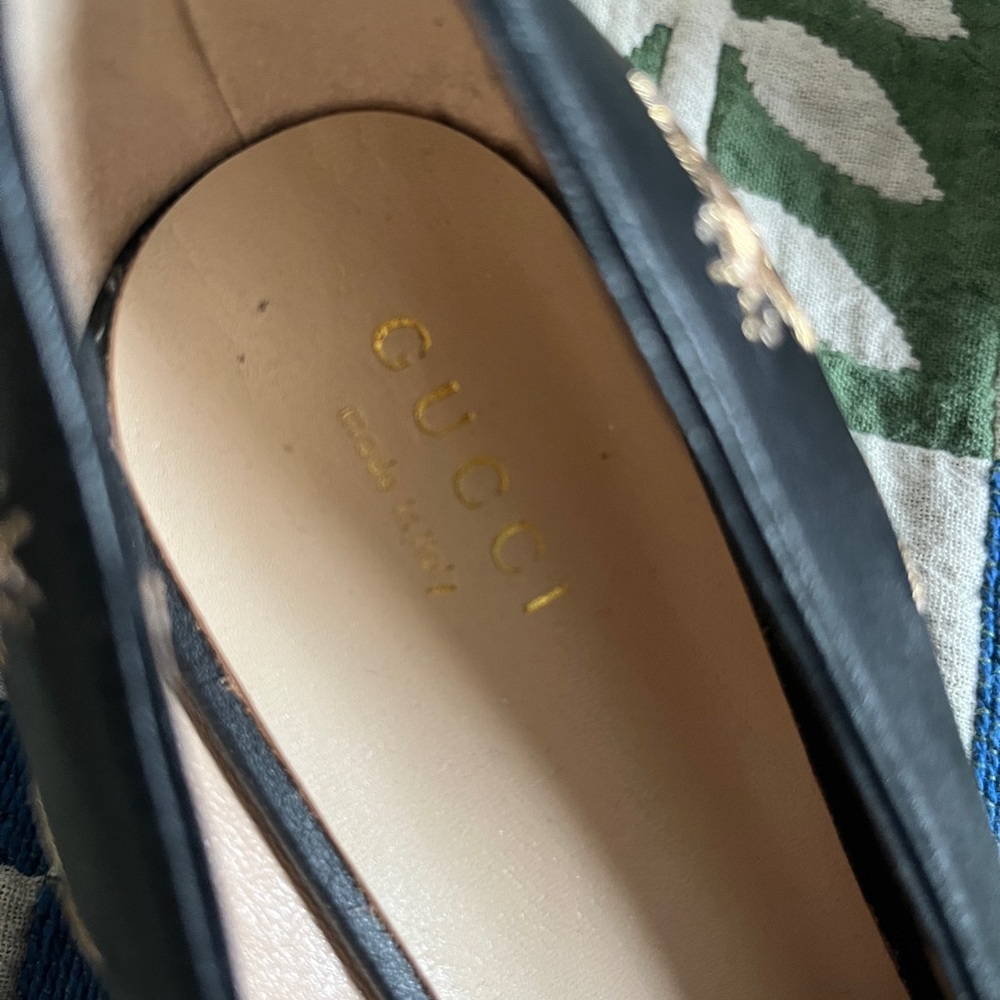 Gucci Italian Leather Heeled Loafers - Picture 7 of 7